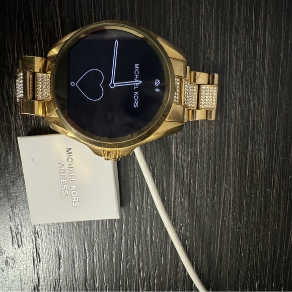 MK smartwatch. In very good condition. Bought two years ago, worn it few times. - Picture 7 of 7